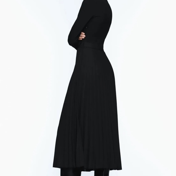 Zara black pleated midi dress - Picture 4 of 6